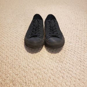 Converse low top (black)